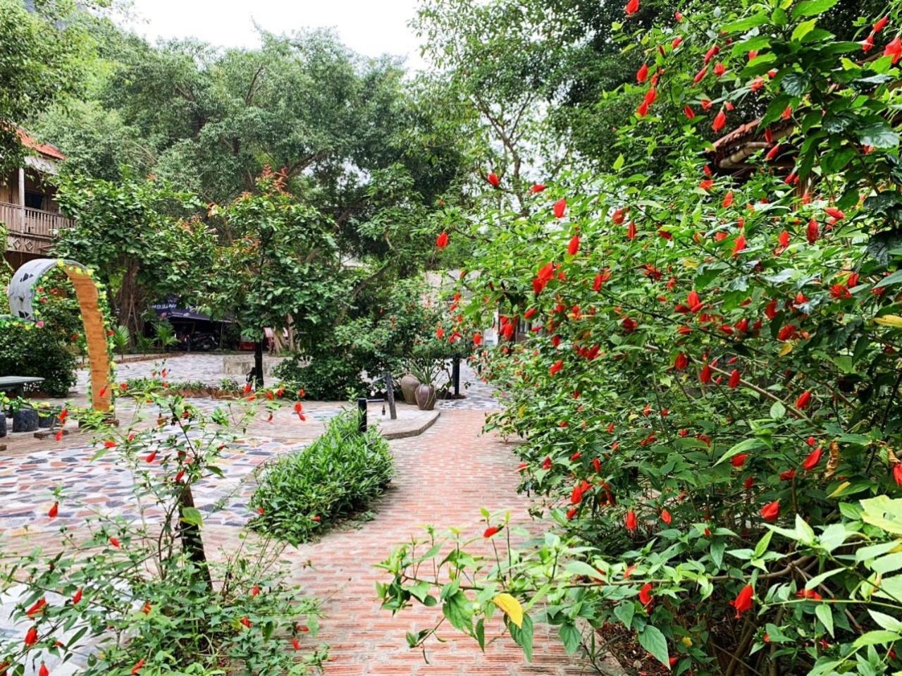 Trang An Lim Garden Hotel Xuan Son Bagian luar foto